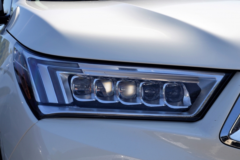 concession-SOLLIES VILLE-min_acura-headlamp-2834131